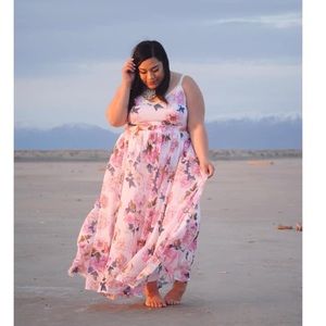 Floral maxi dress from Torrid like new!